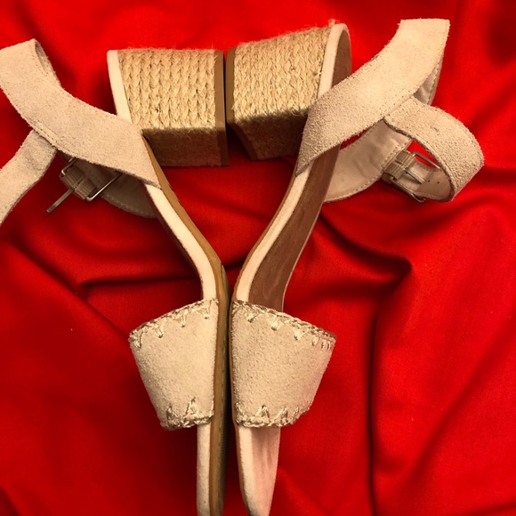 Toms Suede Rosa Sandal - Picture 8 of 8